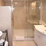 Centrooms Kovac1 Konukevi 3*