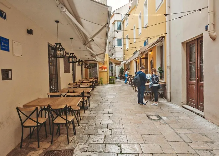 Centrooms Kovac1 3* Задар