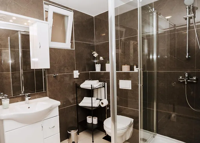 Гостьовий будинок Centrooms Kovac1 Задар