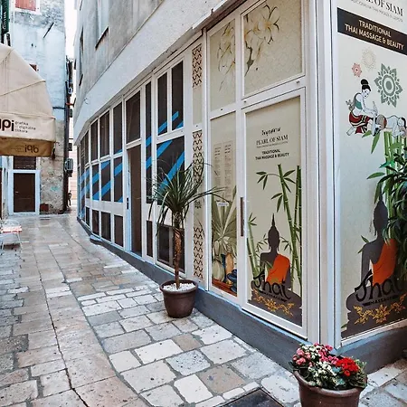 Centrooms Kovac1 ザダル