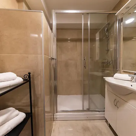 Centrooms Kovac1 招待所